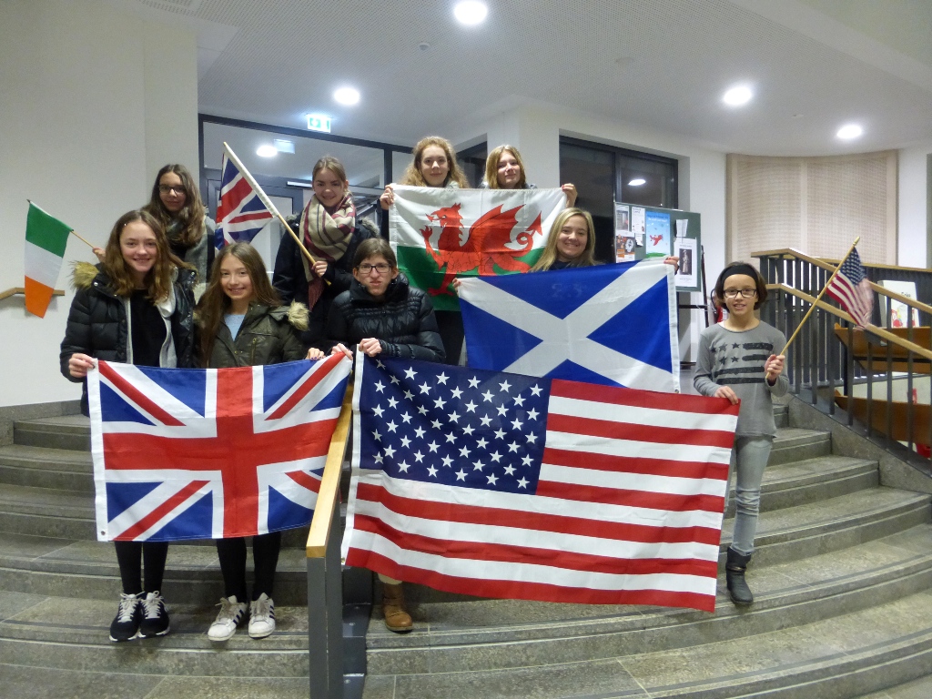 “I can speak English.“ i speak english